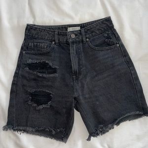 Forever 21 mom shorts.